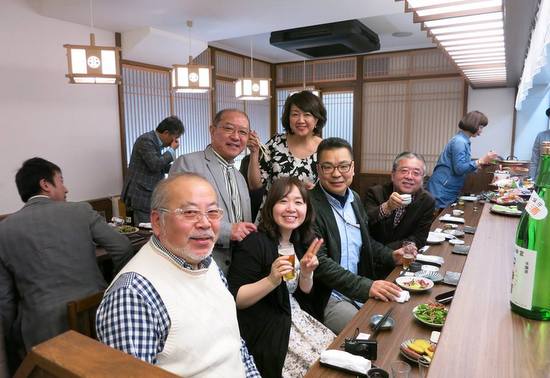 人を温かく迎える「北堂」店内