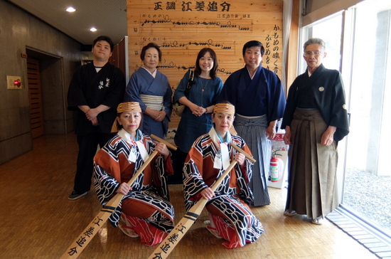 江差追分演奏者のみなさんと記念撮影