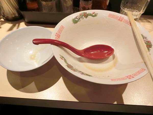 スープまで飲み干した丼